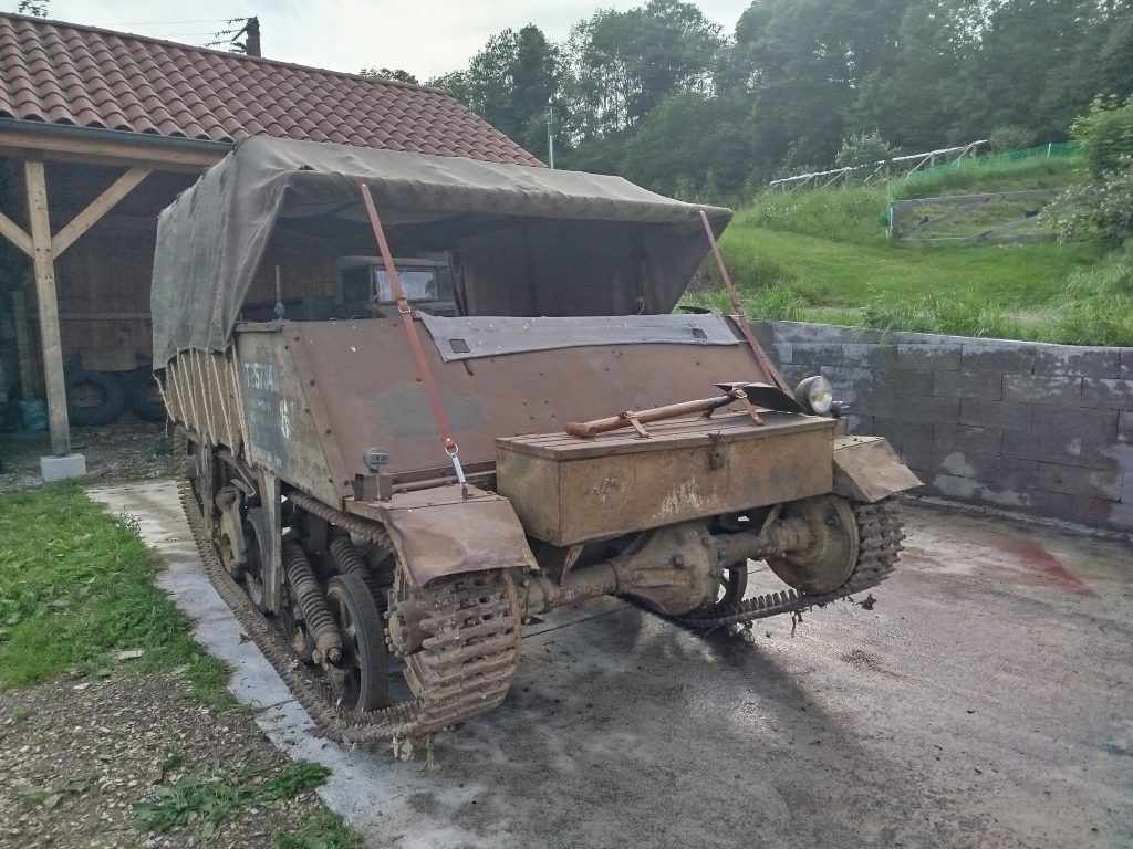 Loyd Carrier vehicul of the british army 1943 ddpevents